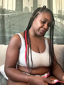 TilaTotti online show from October 19, 9:15 pm