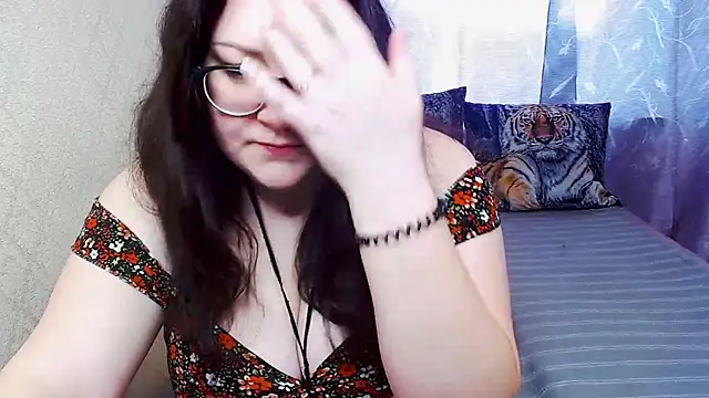 Snapshot of Sindy_Jeniceee chatting on February 12, 8:31 am Sindy Jeniceee online show from February 12, 8:31 am