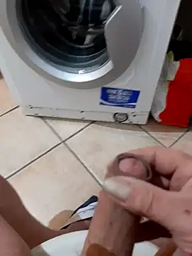 Snapshot of 74bob chatting on March 13, 4:34 pm 74bob online show from March 13, 4:34 pm