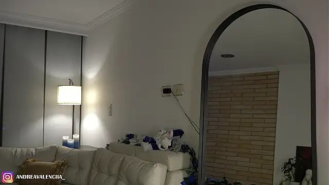 kendall ruiz online show from December 4, 2:42 am