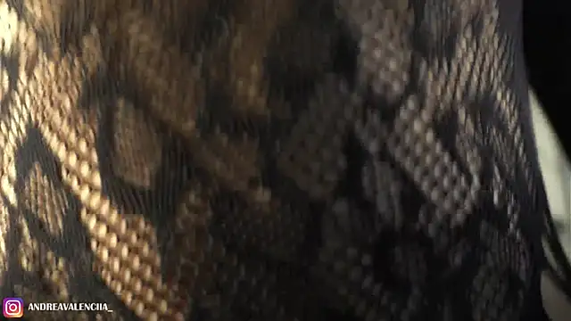 kendall ruiz online show from December 19, 1:50 am