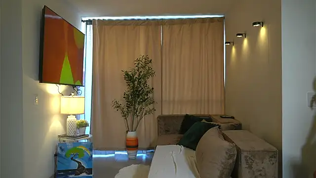 kendall ruiz online show from April 12, 2:44 pm