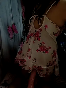 HotsexyNaughtysweetbaby online show from October 14, 9:59 pm