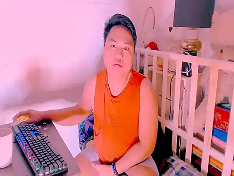 Snapshot of Hardking_69 chatting on July 7, 12:42 pm Hardking 69 online show from July 7, 12:42 pm