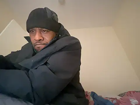 CuzzyB69 online show from February 22, 12:51 pm