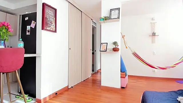 karlye 5 online show from February 19, 1:17 pm