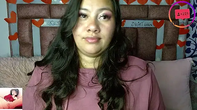 Snapshot of ValerieDiiamond chatting on October 11, 2:22 am ValerieDiiamond online show from October 11, 2:22 am