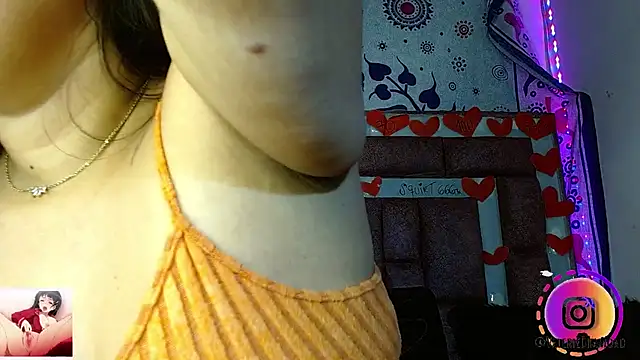 ValerieDiiamond online show from March 22, 4:16 am