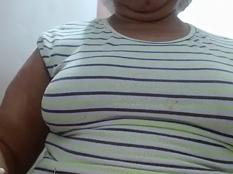 megganplayx online show from October 4, 9:57 pm