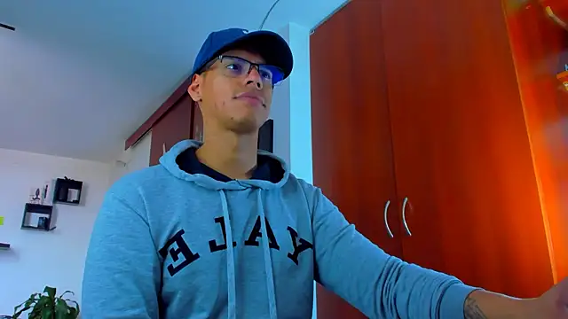  John Boy  online show from December 27, 6:42 pm