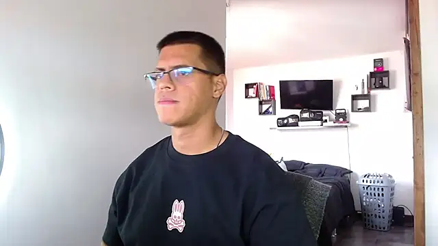  John Boy  online show from April 1, 7:11 pm