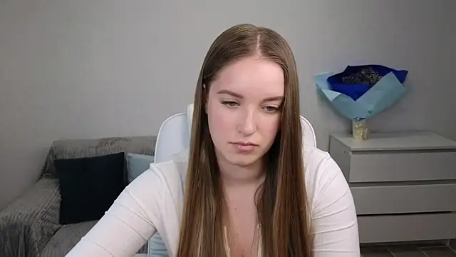 EvaMaddison online show from January 13, 8:58 am