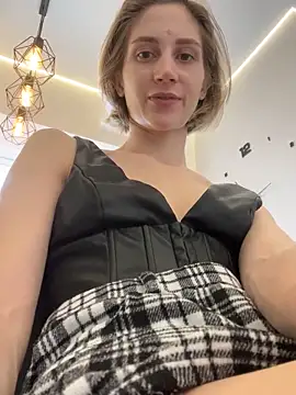 Feral berry 8133 online show from February 10, 11:57 am