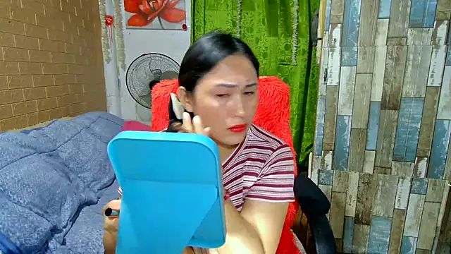 M e c e l online show from February 12, 1:30 am