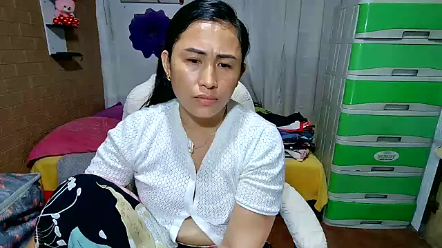 M e c e l online show from March 29, 1:33 pm