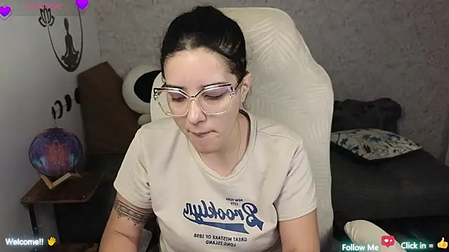 blue  moon  online show from February 17, 4:20 am