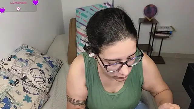 blue  moon  online show from March 22, 4:16 am