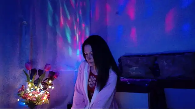 Snapshot of ElysaSun chatting on February 17, 10:03 pm ElysaSun online show from February 17, 10:03 pm