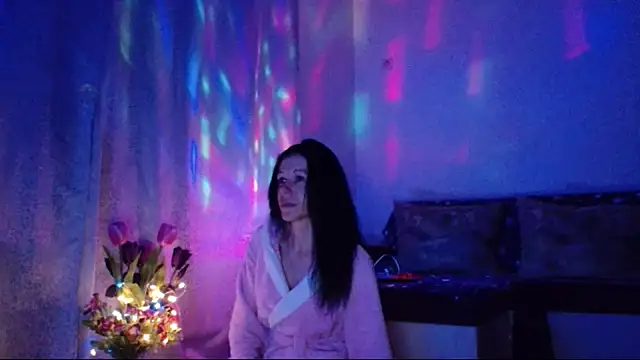 Snapshot of ElysaSun chatting on February 28, 10:39 pm ElysaSun online show from February 28, 10:39 pm