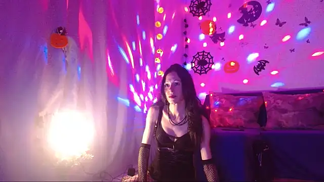 Snapshot of ElysaSun chatting on November 1, 7:16 pm ElysaSun online show from November 1, 7:16 pm