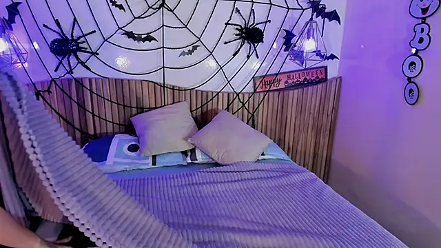 Snapshot of Abby_Sweet1_ chatting on October 30, 11:44 am Abby Sweet1 online show from October 30, 11:44 am