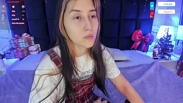 Snapshot of Abby_Sweet1_ chatting on December 22, 11:40 am Abby Sweet1 online show from December 22, 11:40 am