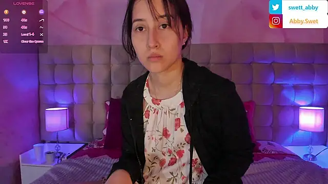 Snapshot of Abby_Sweet1_ chatting on January 8, 12:07 pm Abby Sweet1 online show from January 8, 12:07 pm