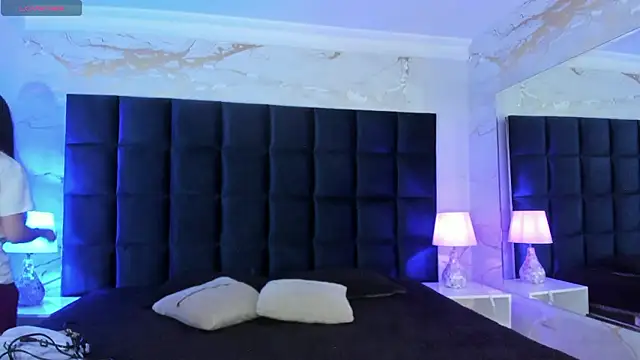 Snapshot of Abby_Sweet1_ chatting on January 13, 12:10 pm Abby Sweet1 online show from January 13, 12:10 pm