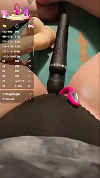 Snapshot of katcclovea chatting on March 3, 6:14 pm katcclovea online show from March 3, 6:14 pm