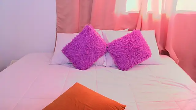 yulina xue online show from March 9, 9:46 pm