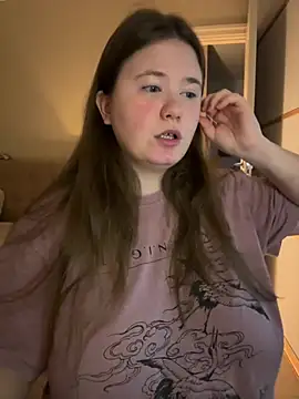 remirann  online show from February 4, 7:00 pm