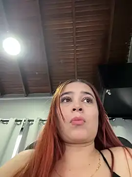 Snapshot of Marie_Castelzc chatting on February 24, 4:15 pm Marie Castelzc online show from February 24, 4:15 pm