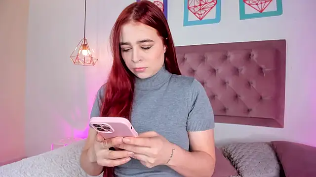 Snapshot of Marie_Castelzc chatting on March 8, 11:58 am Marie Castelzc online show from March 8, 11:58 am