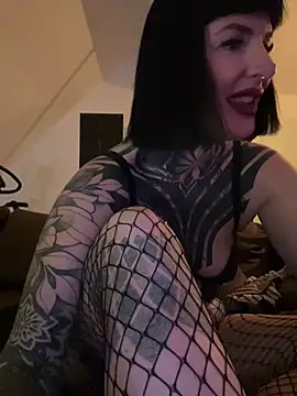 InkedBiitch online show from March 9, 5:49 pm