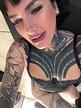 InkedBiitch online show from March 12, 7:02 am