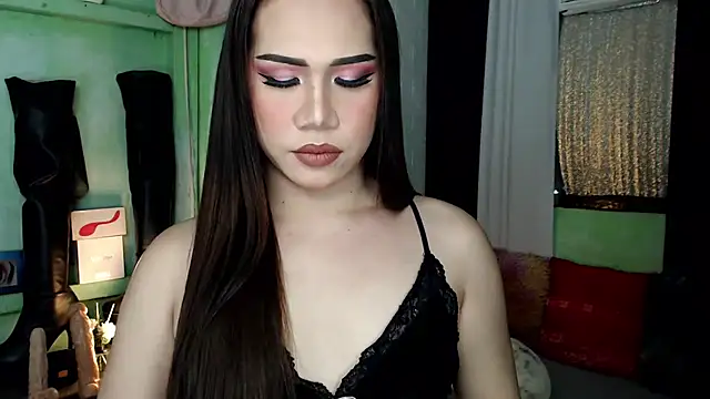 elise bloom69 online show from September 14, 5:45 pm