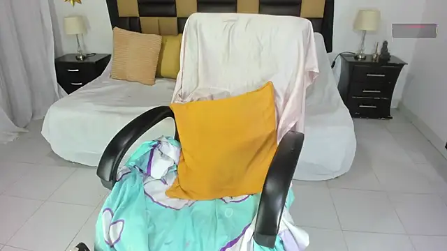 BarbieKano online show from October 5, 12:09 am