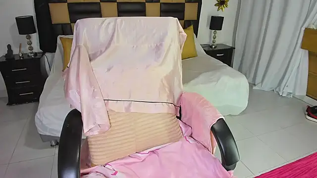 BarbieKano online show from November 17, 10:48 pm