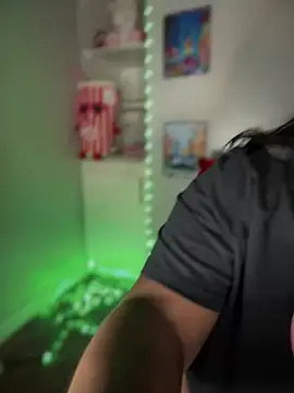 NikkiNoelanii online show from February 23, 4:17 am