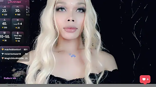Snapshot of sugar_bbyxx chatting on December 20, 10:27 am sugar bbyxx online show from December 20, 10:27 am