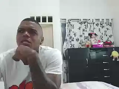 hot and naughty latin online show from January 21, 10:19 am