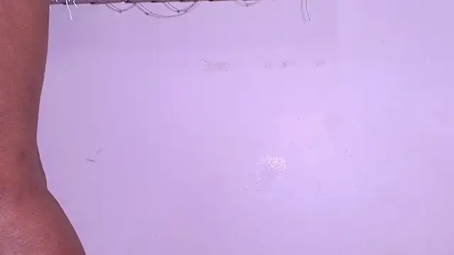  ebony-queen  online show from September 27, 11:59 am