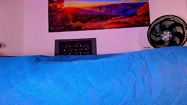  ebony-queen  online show from September 29, 11:59 am