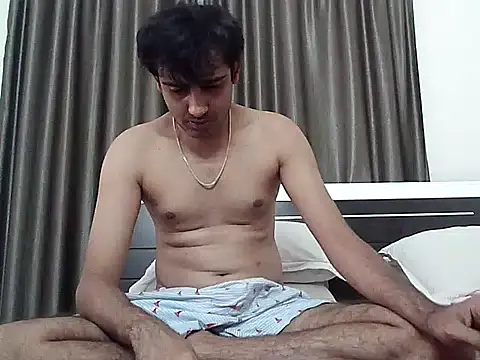 Snapshot of king_kong_india1 chatting on February 11, 2:57 pm king kong india1 online show from February 11, 2:57 pm