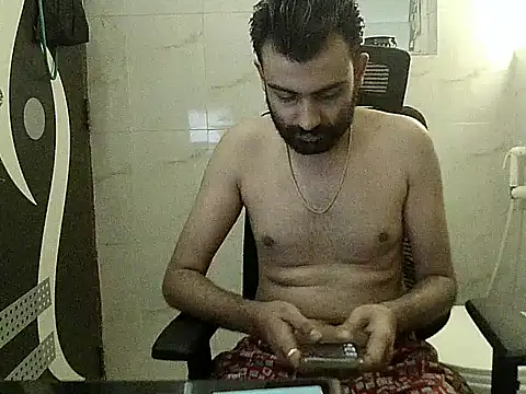 Snapshot of king_kong_india1 chatting on September 27, 7:13 am king kong india1 online show from September 27, 7:13 am