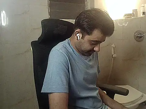 Snapshot of king_kong_india1 chatting on October 1, 5:30 pm king kong india1 online show from October 1, 5:30 pm