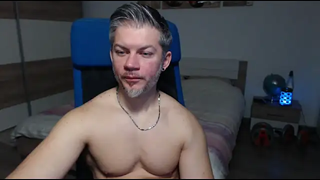 RobbyShawz online show from February 14, 6:34 am