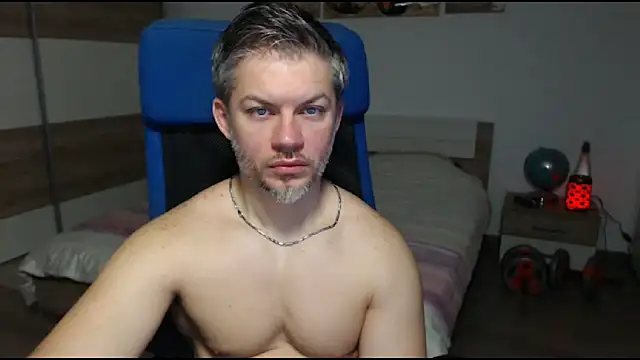 RobbyShawz online show from February 19, 5:16 am