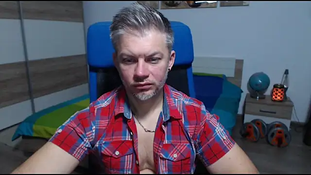 RobbyShawz online show from October 4, 4:21 am