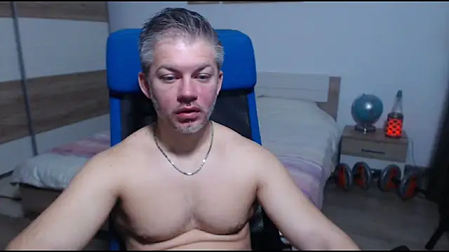 RobbyShawz online show from December 2, 5:24 am